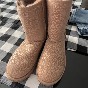 Women's Tan Leopard Print Boots